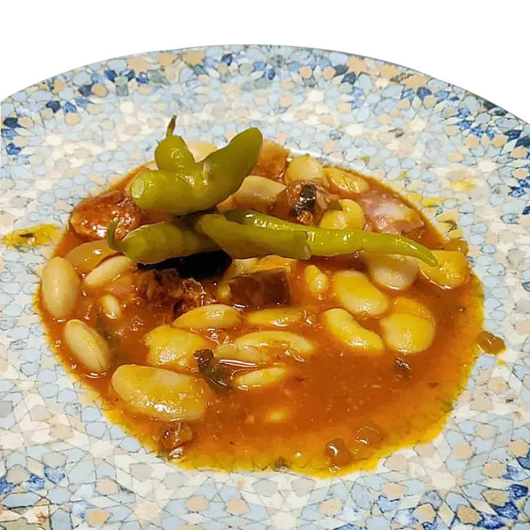 FABADA ASTURIANA CON LOS TRES SACRAMENTOS DE COMPANGO AHUMADO AL TEJO